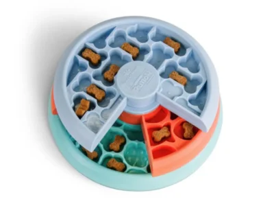 Plato con puzzle para perros